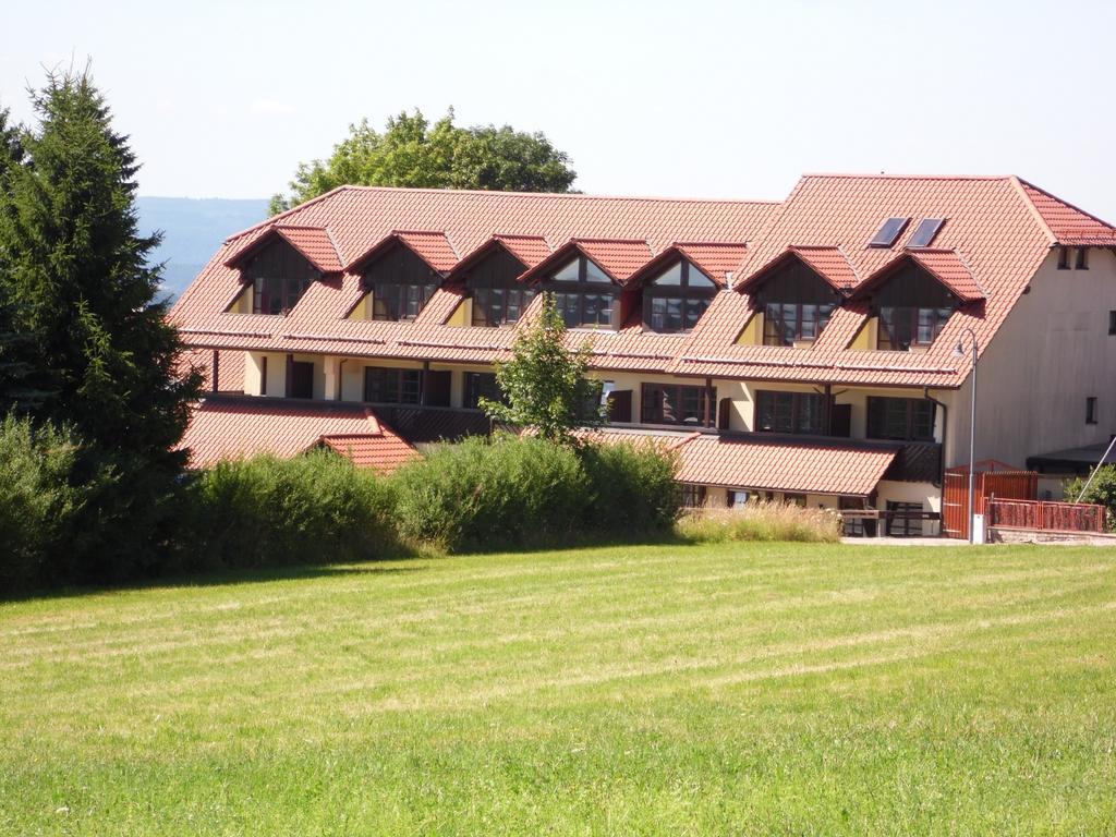 Berggasthof & Hotel Kranich, Hinterrod Eisfeld Exteriér fotografie