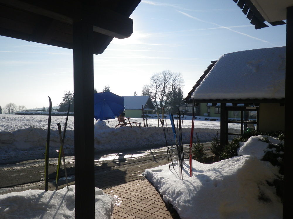 Berggasthof & Hotel Kranich, Hinterrod Eisfeld Exteriér fotografie